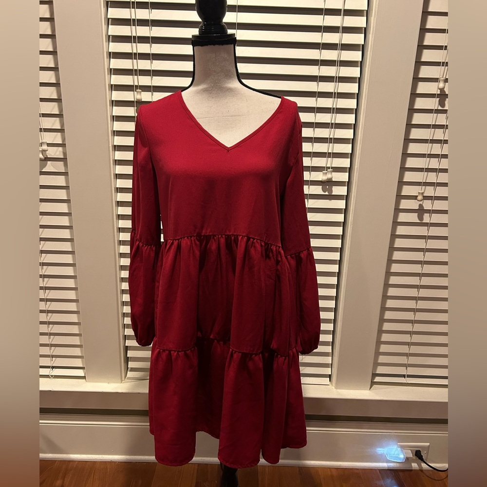 Sucrefas Elegant burgundy V-Neck layered Dress size M